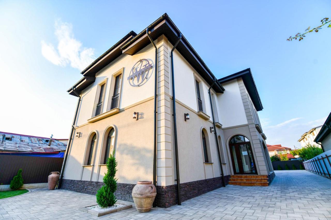 Pensiunea Ww Focşani Esterno foto